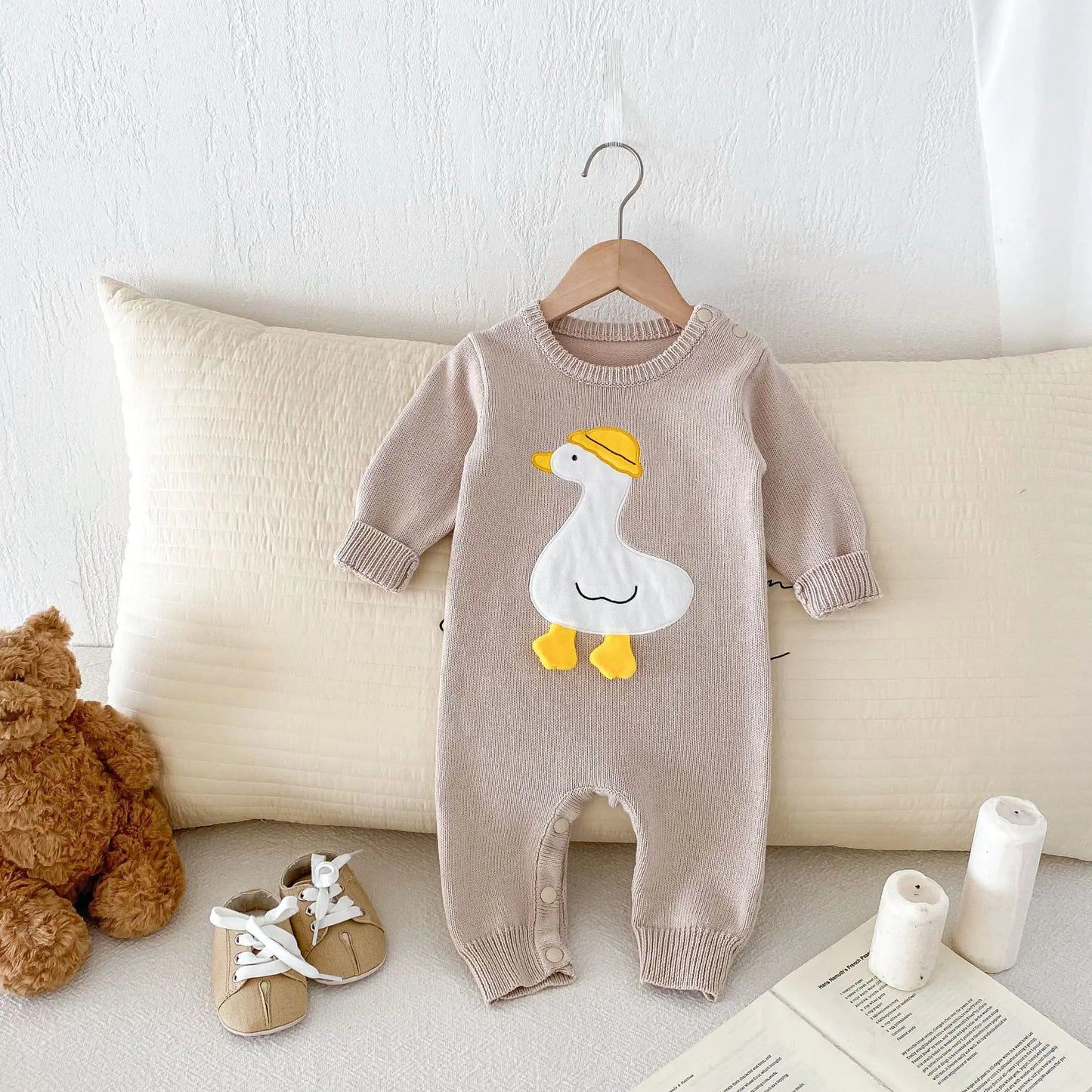 Autumn Winter Baby Boys Jumpsuit Cartoon Duck Solid Cotton Knitted Infant Boys Bodysuit Toddler Boys Outfits Knitwears