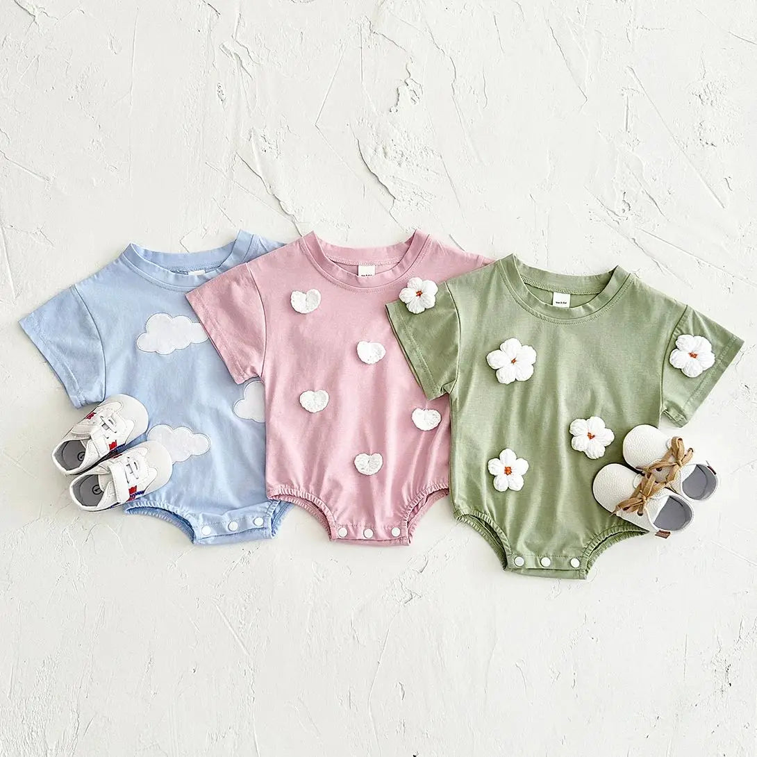 Ins Newborn Baby Girls Summer Rompers Boys Short Sleeved Triangle Jumpsuit Cute Clouds Toddler Bodysuit 0-18 Months