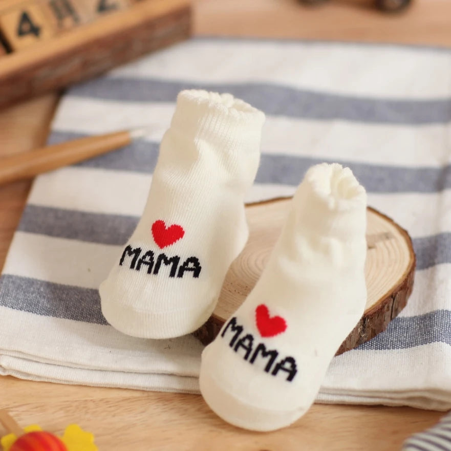 2Pairs Newborn Baby Girls Boys Socks White Cute Love MAMA PAPA  Bebe Cotton Socks Gift Toddler Crew Socks Pack Design